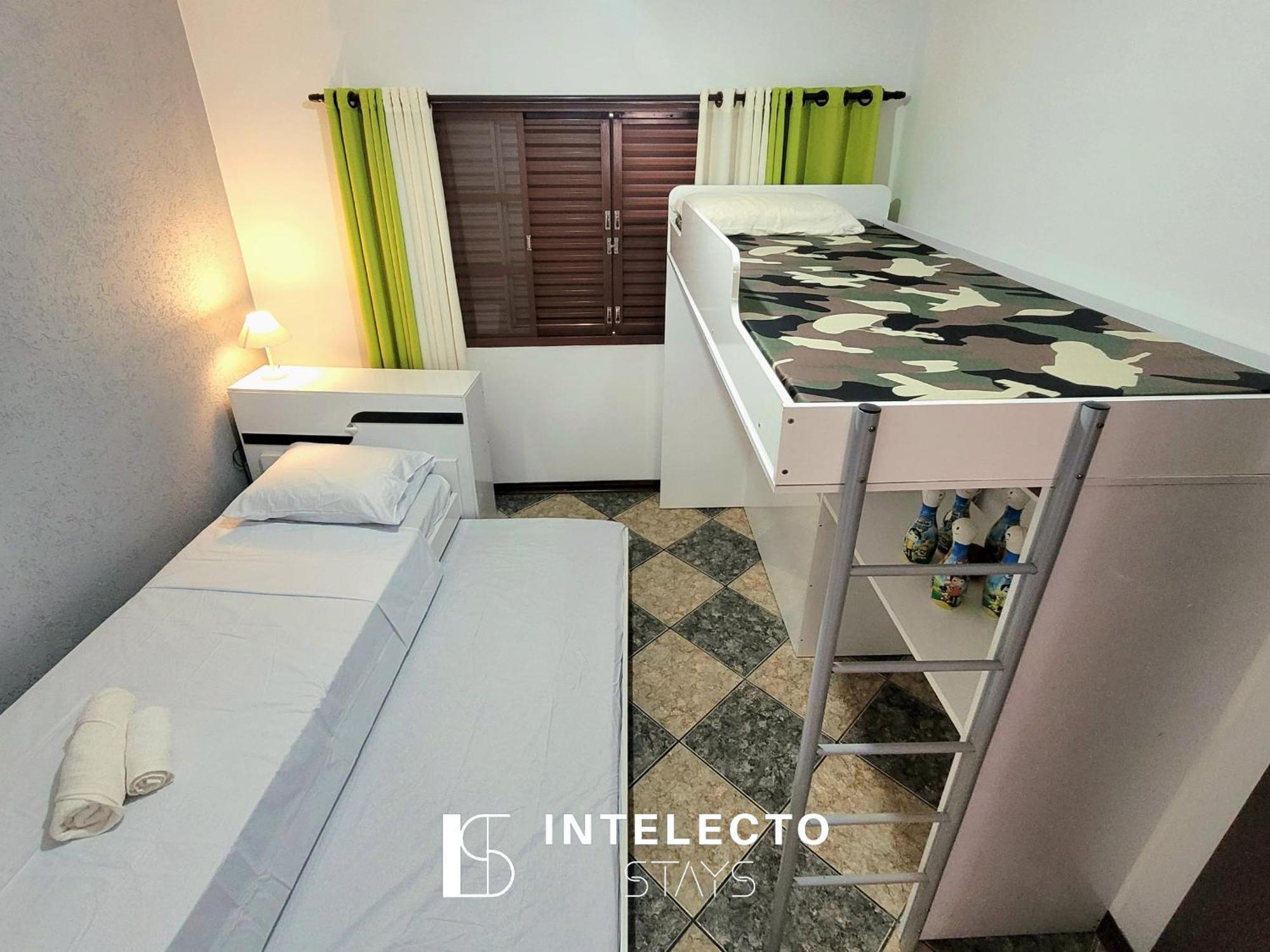 Casa Amarela - 04 Quartos, Pula-Pula E Vista Top! โปโซส เด คาลดัส ภายนอก รูปภาพ